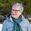 Caroline Sandström jobbar med en ordbok om svenska dialekter i Finland. Hennes favoritplats i stan är Munksnäs bibliotek på Rievägen, nära Munksnäs kyrka.