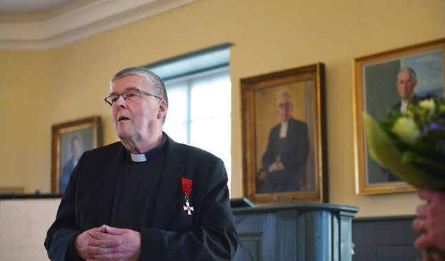 Berndt Bergs förtjänstfulla arbete som kyrkoherde och kontraktsprost uppmärksammades när han i början av året fick ta emot Riddartecknet av I klass av Finlands Lejons Orden.