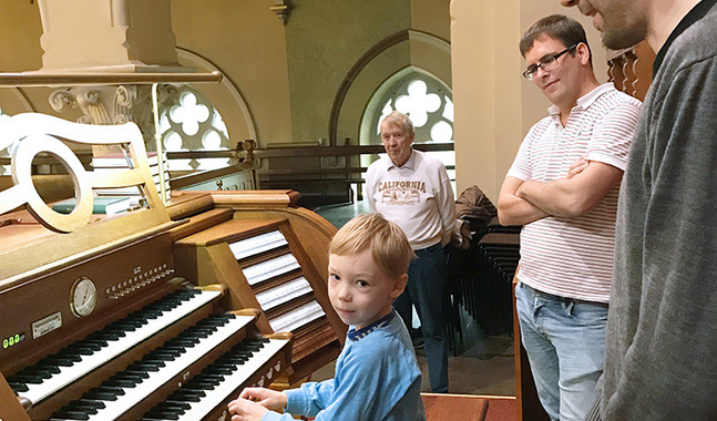 I Johannes församling vill man förmedla att orgeln är ett instrument för alla att glädja sig åt.