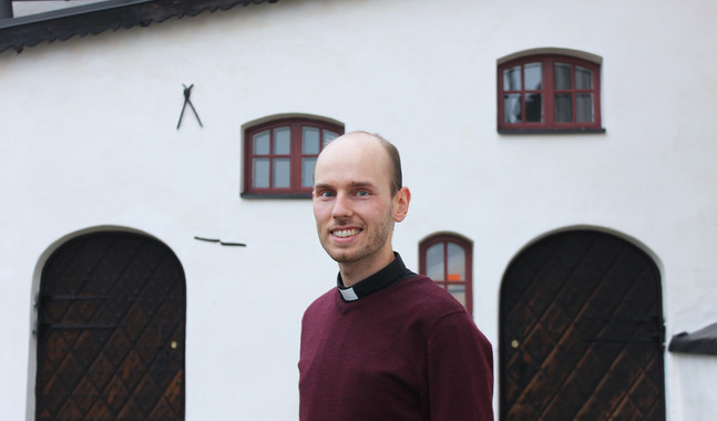 Andreas Lundgren utbildade sig till journalist innan han blev präst.  – Jag tycker om att jobba med media och teknik.