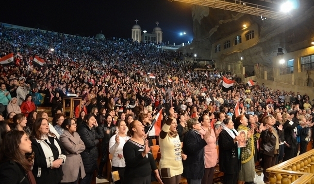 Efter revolutionen har SAT-7 årligen televiserat en bönenatt för Egypten i klippkyrkan i slumstaden Mokattam i Kairo. 70 000 egyptier deltog senast och evenemanget väckte stor medial uppmärksamhet.