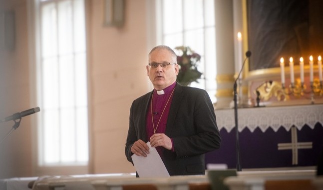 Biskop Bo-Göran Åstrand vill poängtera att församlingen finns där för alla medlemmar som behöver den.
