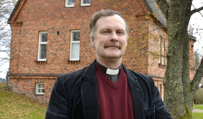 Peter Blumenthal har sökt kyrkoherdetjänsten i Saltvik.