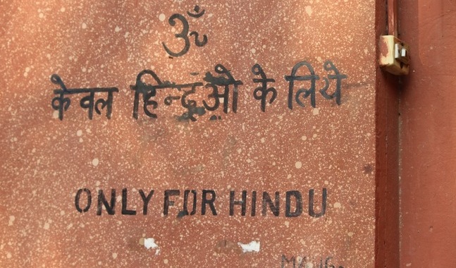 Indien finns på plats 10. Hindunationalismen innebär att våld mot kristna och andra minoriteter inte stoppas av myndigheterna.