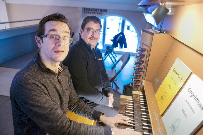 Anders Forsman har nyupptäckt Niclas Nylunds orgelmusik och spelar den ofta  i gudstjänsten.