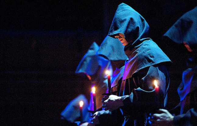 Medlemmar ur rollspelsföreningen Eloria deltog i en konsert i jakobstad i mars 2010. FOTO: Johan Sandberg