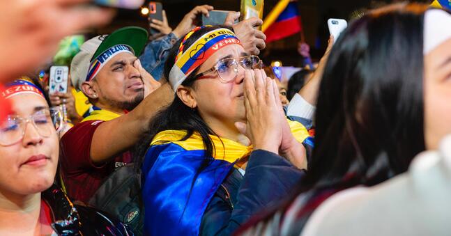 Hela Sydamerika oroar sig för kaoset i Venezuela. Här ett solidaritetsmöte i Peru.