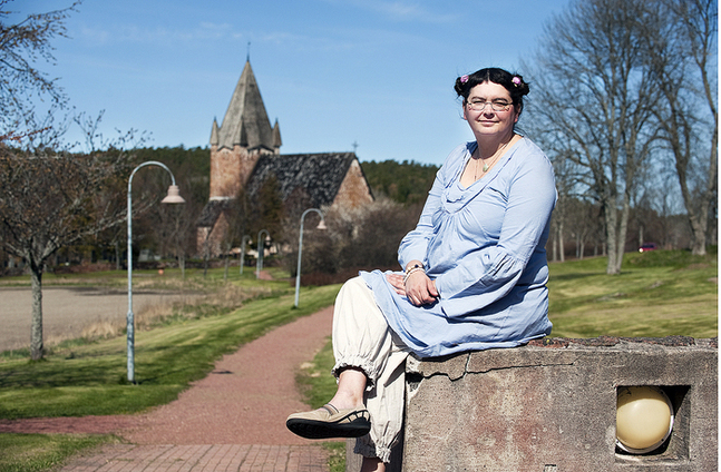 I sitt arbete som ungdomsledare i Finström-Geta församling möter Katarina Gäddnäs ofta frågor om sexualitet. (Foto: Johan Sandberg)