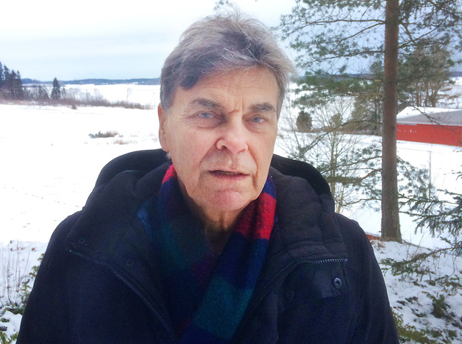 Kenneth Öster trivs i skogen i Kalax. Foto: Privat
