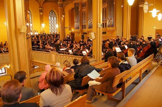 Jesu lidande och Marias sorg är tema i passionsmusiken som fyller kyrkorna inför påsk.