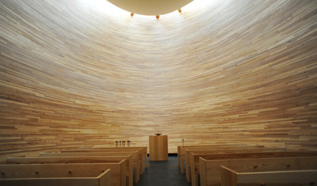 Det nya kapellet är gjort i trä.